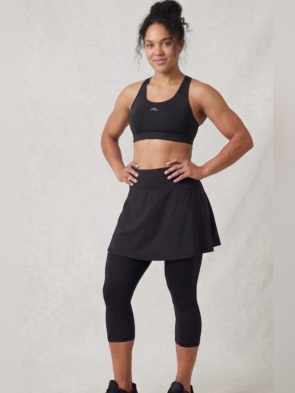 Anivivo Women’s Black Skort with Capri Leggings Size L (A683)